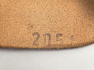 Pistolentasche braunes Leder. Keine Markierungen, Alter und Herkunft unbekannt, Höhe auf der Magazinseite gemessen 17cm