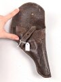 Pistolentasche braunes Leder. Keine Markierungen, Alter und Herkunft unbekannt, Höhe auf der Magazinseite gemessen 17cm