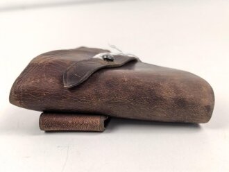 Pistolentasche braunes Leder. Keine Markierungen, Alter und Herkunft unbekannt, Höhe auf der Magazinseite gemessen 15cm