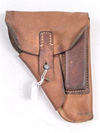 Pistolentasche Wehrmacht oder Polizei, braunes Leder,  Höhe an der Seite der Magazintsche gemessen 16,5cm