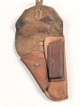 Pistolentasche Wehrmacht oder Polizei, braunes Leder,  Höhe an der Seite der Magazintsche gemessen 16,5cm