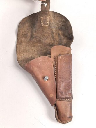 Pistolentasche Wehrmacht oder Polizei, braunes Leder,  Höhe an der Seite der Magazintsche gemessen 17,5cm