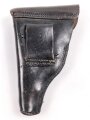 Pistolentasche Wehrmacht oder Polizei, geschwärztes Leder, datiert 1940.  Höhe an der Seite der Magazintsche gemessen 18cm, Lederschlaufe defekt