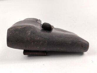Pistolentasche Wehrmacht oder Polizei, dunkelbraunes Leder,  Höhe an der Seite der Magazintsche gemessen 16,5cm