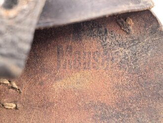 Pistolentasche Wehrmacht oder Polizei, dunkelbraunes Leder,  Höhe an der Seite der Magazintsche gemessen 16,5cm