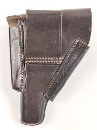 Pistolentasche Wehrmacht oder Polizei, braunes Leder,  Höhe an der Seite der Magazintasche gemessen 16cm