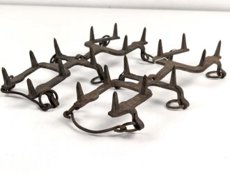 Paar Steigeisen für Bergschuhe der Gebirgsjäger. Größe 2, ungereinigtes Paar