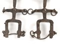 Paar Steigeisen für Bergschuhe der Gebirgsjäger. Größe 2, ungereinigtes Paar