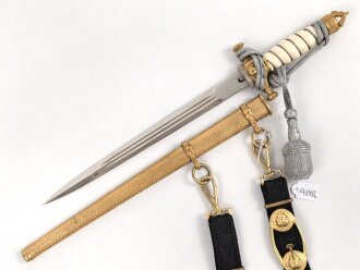 Kaiserliche Marine, Dolch für Offiziere mit Gehänge und Portepee. Neuzeitliche Fertigung von Hörster Solingen. Gebraucht, gut