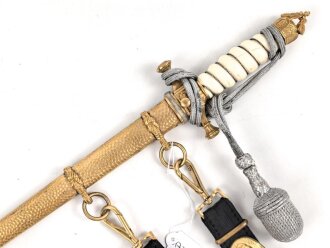 Kaiserliche Marine, Dolch für Offiziere mit Gehänge und Portepee. Neuzeitliche Fertigung von Hörster Solingen. Gebraucht, gut