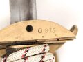 Kaiserliche Marine, Säbel  für Offiziere mit Peitschengehänge und Portepee. Neuzeitliche Fertigung . Gebraucht, Scheide leicht verzogen, die Arretierung oben greift nicht.