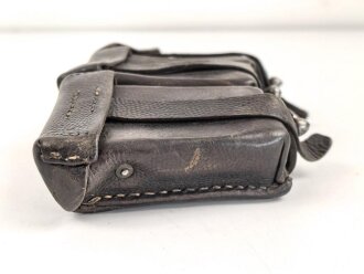Patronentasche zum K98 Wehrmacht ( für 6 Ladestreifen) . Ungereinigt, mit Reichsbetriebsnummer datiert 1944