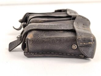 Patronentasche zum K98 Wehrmacht ( für 6 Ladestreifen) . Ungereinigt, mit Reichsbetriebsnummer datiert 1944