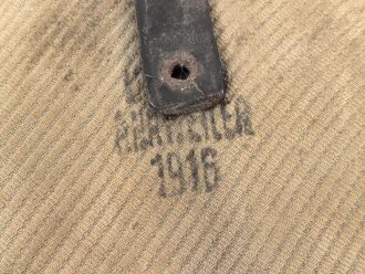 1.Weltkrieg, Feldflasche aus den letzten Kriegstagen, aus allem was da war zusammengebaut. Der Korpus von 1914, der Bezug von 1918