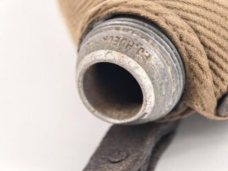 1.Weltkrieg, Feldflasche aus den letzten Kriegstagen, aus allem was da war zusammengebaut. Der Korpus von 1914, der Bezug von 1918