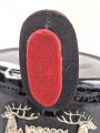 Tschako Polizei Württemberg, Im Innenfutter datiert 1933. Bei Vorder- und Hinterschirm je die naht lose , sonst guter Gesamtzustand