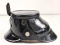 Tschako Polizei Württemberg, Im Innenfutter datiert 1933. Bei Vorder- und Hinterschirm je die naht lose , sonst guter Gesamtzustand
