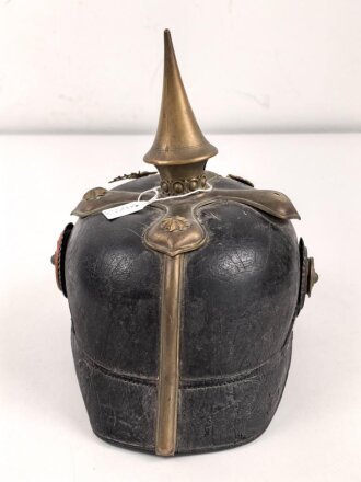 Württemberg, Pickelhaube für einen Reserveoffizier. Ungereinigtes Stück im Fundzustand.