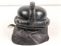1.Weltkrieg, Schutzhelm für Angehörige der Fliegertruppe. Stark getragenes Stück, datiert 1916 oder 18.