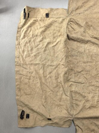 Abdeckplane Wehrmacht. Maße des abzudeckenden Gegenstandes etwa 70 x 110 x 55cm. Für Kommandogerät oder ähnliches ?