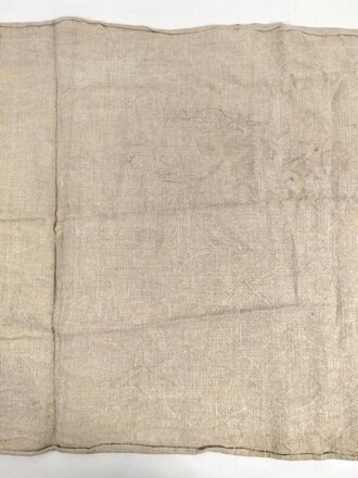 Leintuch aus einem Heereslazarett der Wehrmacht. Maße etwa 80 x 185cm