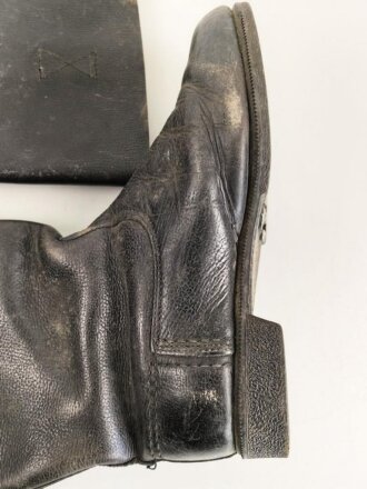 Nationale Volksarmee der DDR, Paar Stiefel für Mannschaften. Sohlenlänge 28,5cm, ungereinigt. Getragenes Paar aus Filmfundus