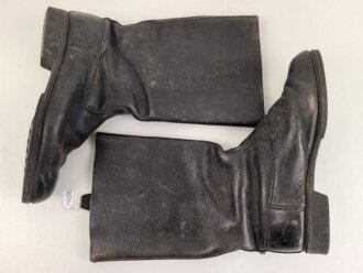 Nationale Volksarmee der DDR, Paar Stiefel für Mannschaften. Sohlenlänge 28,5cm, ungereinigt. Getragenes Paar aus Filmfundus