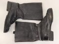 Nationale Volksarmee der DDR, Paar Stiefel für Mannschaften. Sohlenlänge 28,5cm, ungereinigt. Getragenes Paar aus Filmfundus