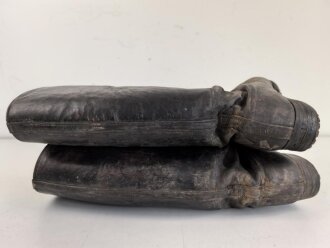 Paar benagelte Stiefel für einen Unteroffizier der Wehrmacht. Sohlenlänge 28cm, ungereinigt