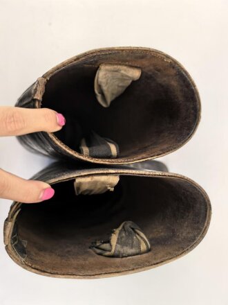 Paar benagelte Stiefel für einen Unteroffizier der Wehrmacht. Sohlenlänge 28cm, ungereinigt