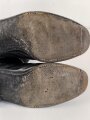 Paar Stiefel für Offiziere, vermutlich aus der Nachkriegszeit. Ungereinigtes Paar aus Filmrequisite , Sohlenlänge 30,5cm