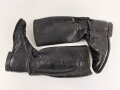 Paar Stiefel für Offiziere, vermutlich aus der Nachkriegszeit. Ungereinigtes Paar aus Filmrequisite , Sohlenlänge 30,5cm