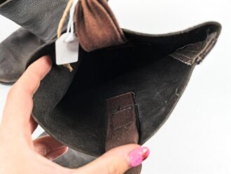Nationale Volksarmee der DDR, Paar Stiefel für Mannschaften. Sohlenlänge 29cm, ungereinigt. Getragenes Paar aus Filmfundus