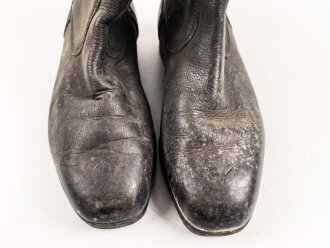 Nationale Volksarmee der DDR, Paar Stiefel für Mannschaften. Sohlenlänge 29,5cm, ungereinigt. Getragenes Paar aus Filmfundus
