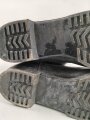 Nationale Volksarmee der DDR, Paar Stiefel für Mannschaften. Sohlenlänge 29,5cm, ungereinigt. Getragenes Paar aus Filmfundus