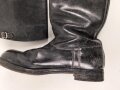 Paar Stiefel für Offiziere, vermutlich aus der Nachkriegszeit. Ungereinigtes Paar aus Filmrequisite , Sohlenlänge knapp 33cm