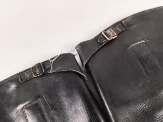 Paar Stiefel für Offiziere,  aus der Nachkriegszeit. Ungereinigtes Paar aus Filmrequisite , Sohlenlänge 29,5