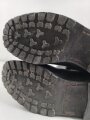 Paar Stiefel für Offiziere,  aus der Nachkriegszeit. Ungereinigtes Paar aus Filmrequisite , Sohlenlänge 29,5