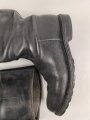 Paar Stiefel für Offiziere,  aus der Nachkriegszeit. Ungereinigtes Paar aus Filmrequisite , Sohlenlänge 29,5