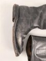 Paar Stiefel für Offiziere, vermutlich aus der Nachkriegszeit. Ungereinigtes Paar aus Filmrequisite , Sohlenlänge 30,5cm