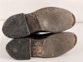 Paar Stiefel für Offiziere, vermutlich aus der Nachkriegszeit. Ungereinigtes Paar aus Filmrequisite , Sohlenlänge 30,5cm
