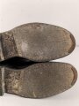Paar Stiefel für Offiziere, vermutlich aus der Nachkriegszeit. Ungereinigtes Paar aus Filmrequisite , Sohlenlänge 30,5cm