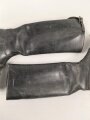 Paar Stiefel für Offiziere, vermutlich aus der Nachkriegszeit. Ungereinigtes Paar aus Filmrequisite , Sohlenlänge 30,5cm