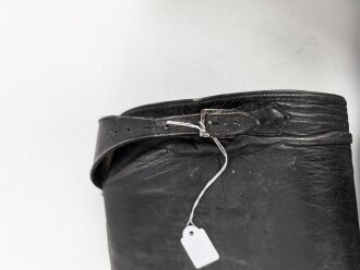 Paar Stiefel für Offiziere, vermutlich aus der Nachkriegszeit. Ungereinigtes Paar aus Filmrequisite , Sohlenlänge 29,5cm