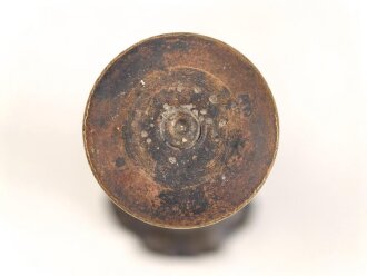 1.Weltkrieg, kleine Vase aus einer Signalpatronenhülse gefertigt ? Bodendurchmesser 31mm, Höhe 110mm