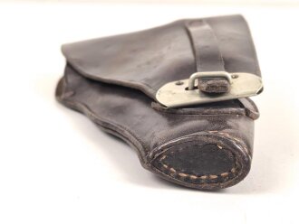 Pistolentasche braunes Leder. Keine Markierungen, Alter und Herkunft unbekannt, Höhe auf der Magazinseite gemessen 17,5cm