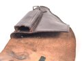 Pistolentasche braunes Leder. Keine Markierungen, Alter und Herkunft unbekannt, Höhe auf der Magazinseite gemessen 17,5cm