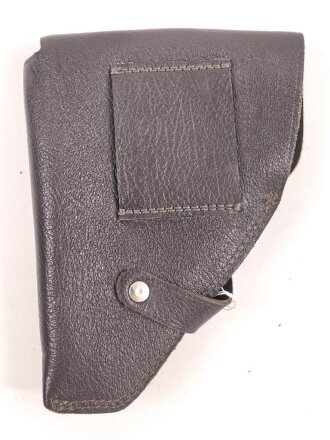 Pistolentasche braunes Kunstleder. Keine Markierungen, Alter und Herkunft unbekannt, Höhe auf der Magazinseite gemessen 14cm