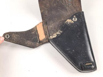 Pistolentasche schwarzes Leder. Keine Markierungen, Alter und Herkunft unbekannt, Höhe rechts gemessen 22cm