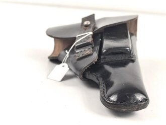 Pistolentasche schwarzes Leder. Keine Markierungen, Alter und Herkunft unbekannt, Höhe rechts gemessen 19,5cm